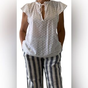 100% cotton White Eyelet Women's Top EUC Size L